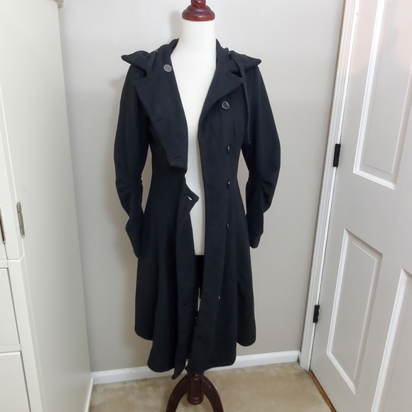 Gorgeous Long Black Dressy Coat NWT - Picture 5 of 12